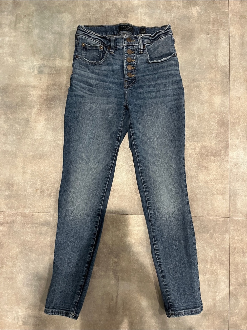 Lucky Brand High-Rise Skinny Jeans in Medium Blue